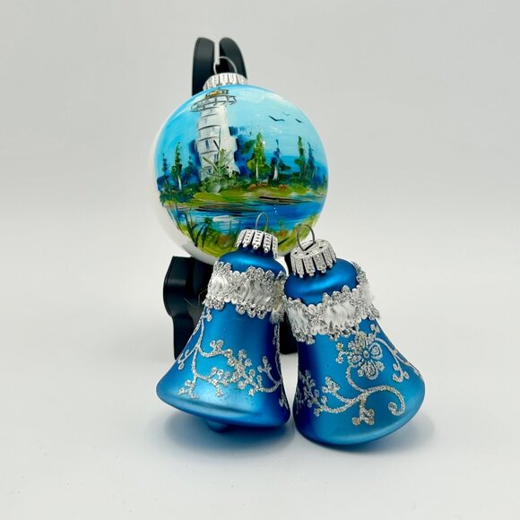 Set Of 3 Handcrafted Christmas Ornaments: Two Bell-Shaped & One Round With Sceni - Picture 1 of 8